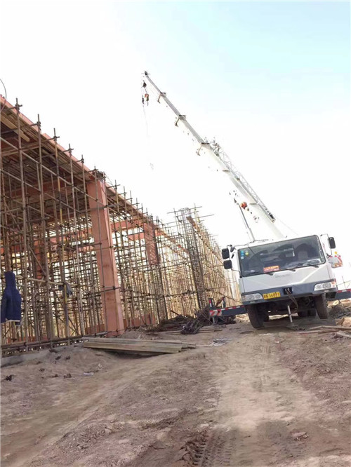 郴州市25 吨、50 吨吊车怎么选？多大重量 / 半径适合对应车型？